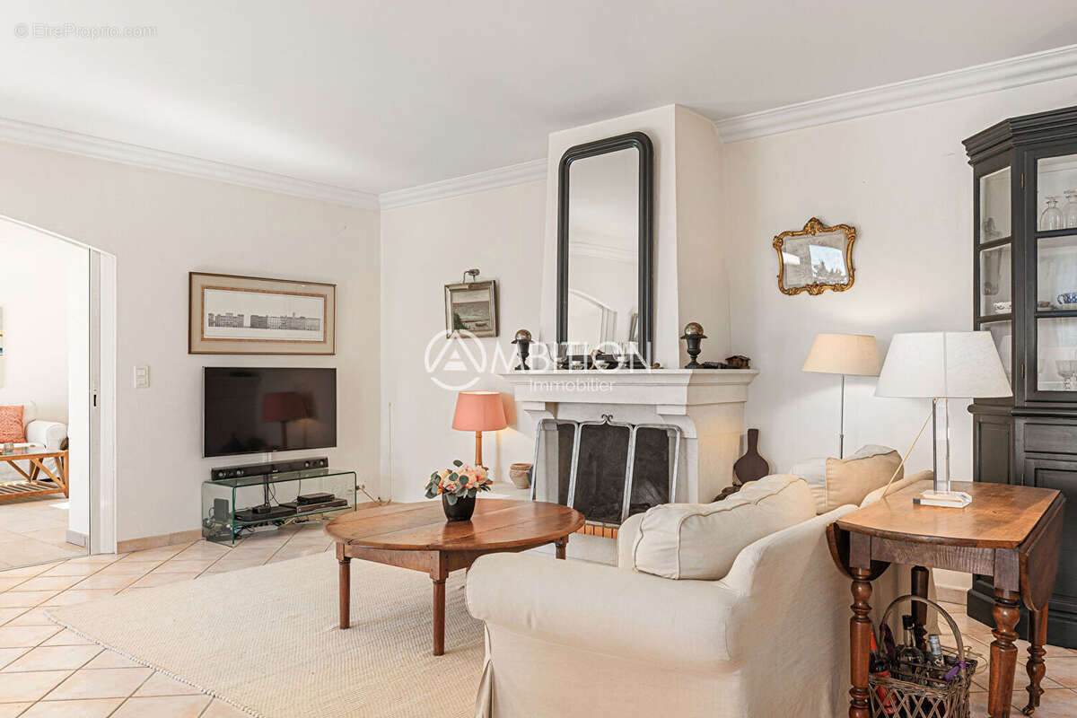 Maison à PEYMEINADE