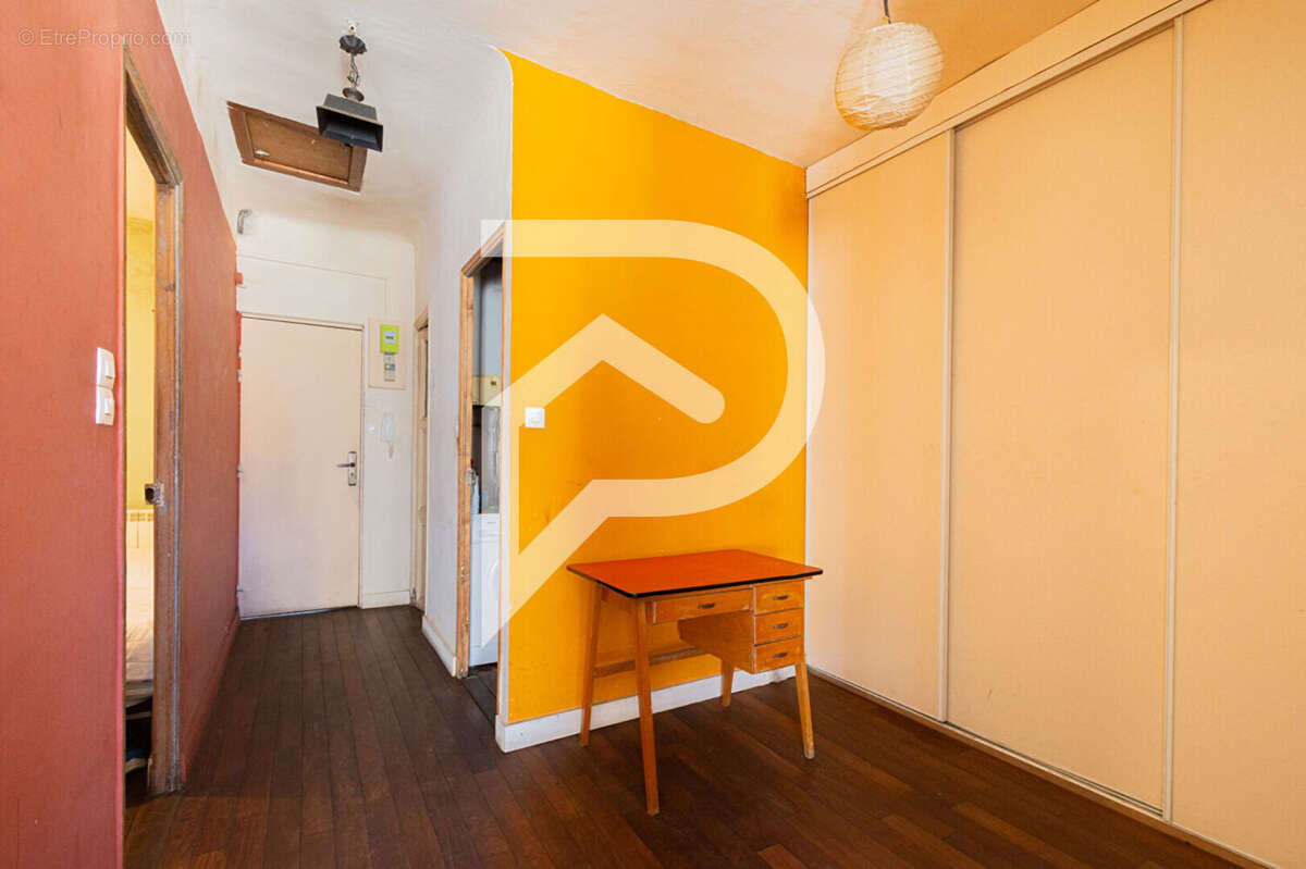 Appartement à MARSEILLE-2E