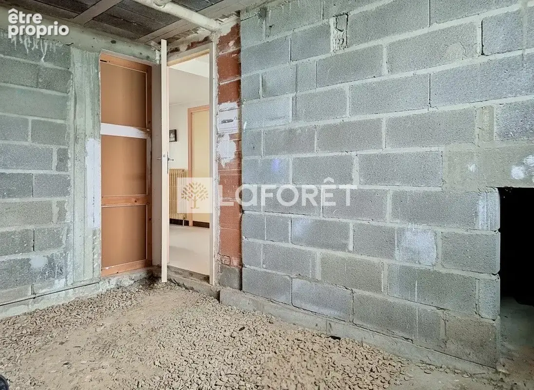 Maison Bruz 5 pièce(s) 97 m2+ 56 m² AMENAGEABLE - photo 5