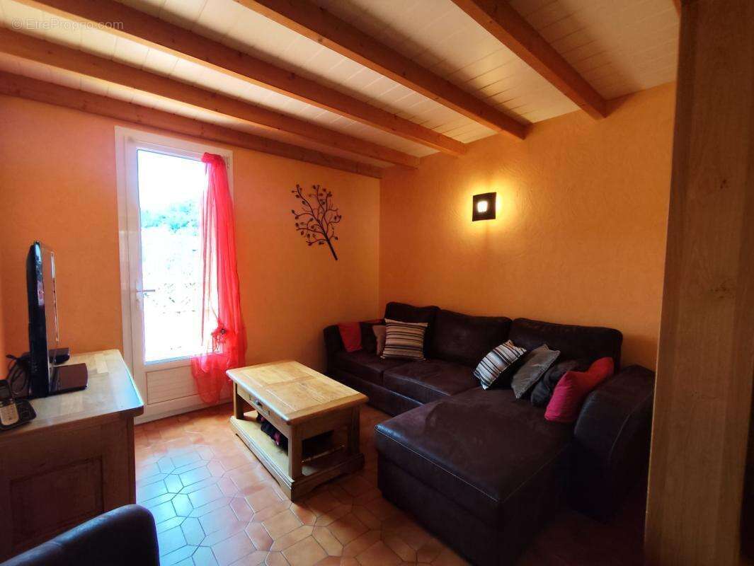 Maison 98 m² à Axat  - photo 8