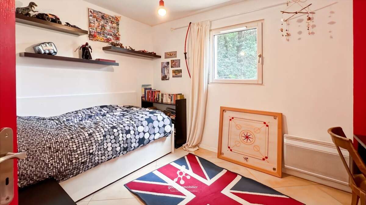 Maison à ROQUEFORT-LES-PINS