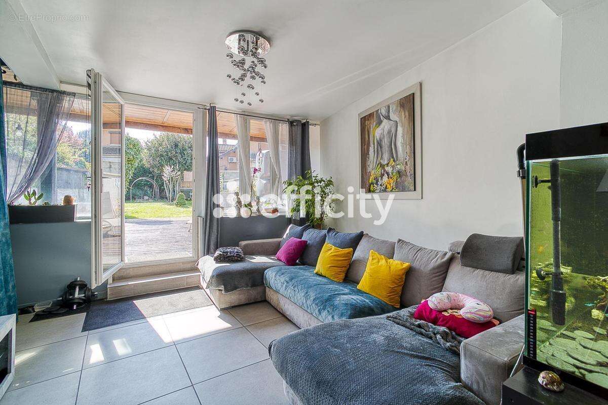 Maison à BOURGOIN-JALLIEU