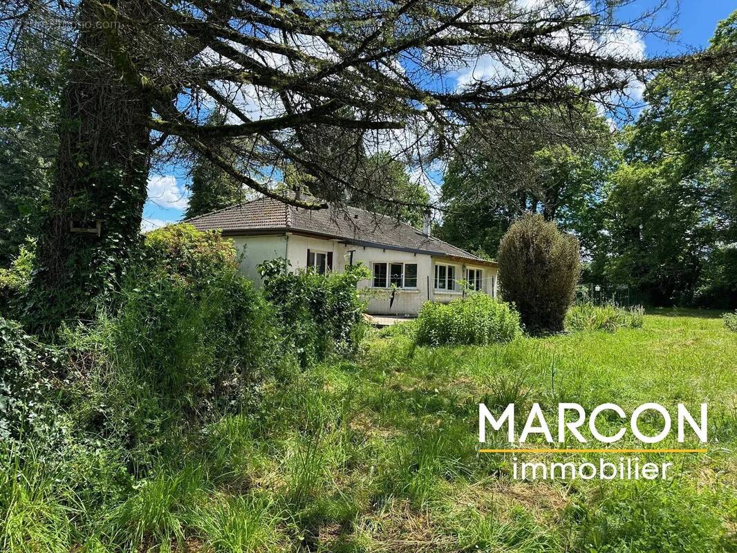 Maison à SAINT-AGNANT-DE-VERSILLAT