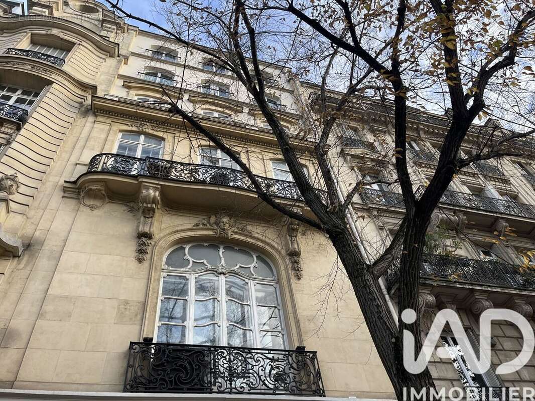 Photo 2 - Appartement à PARIS-8E