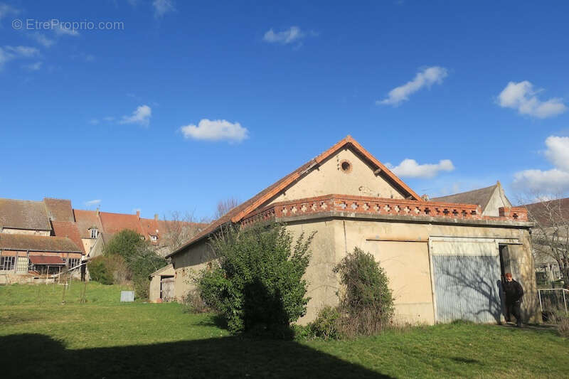 Maison à MONTMARAULT