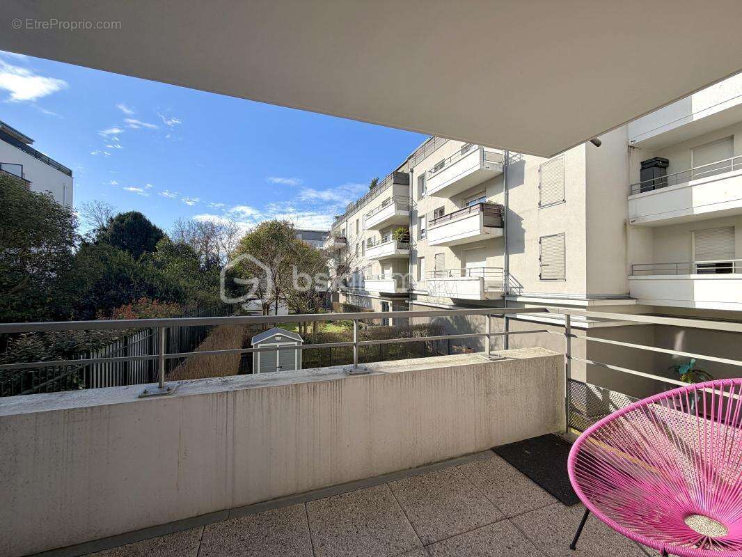 Appartement à MORANGIS