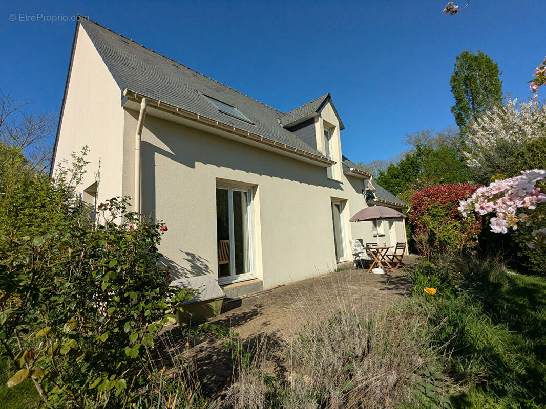 Maison à RUFFIAC