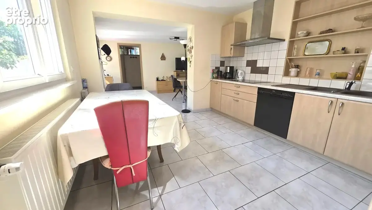 Maison 8 pièces 185 m² à vendre à Eschau (67114) - photo 4