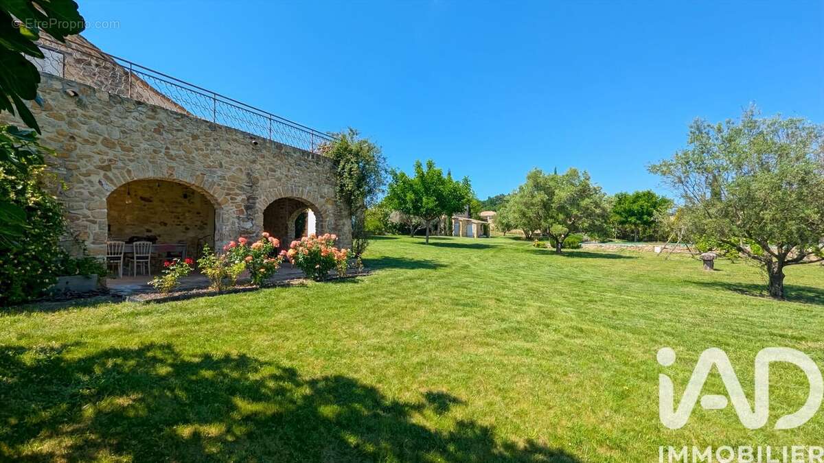 Maison 490 m² à Saint-Michel-D'euzet  - photo 5