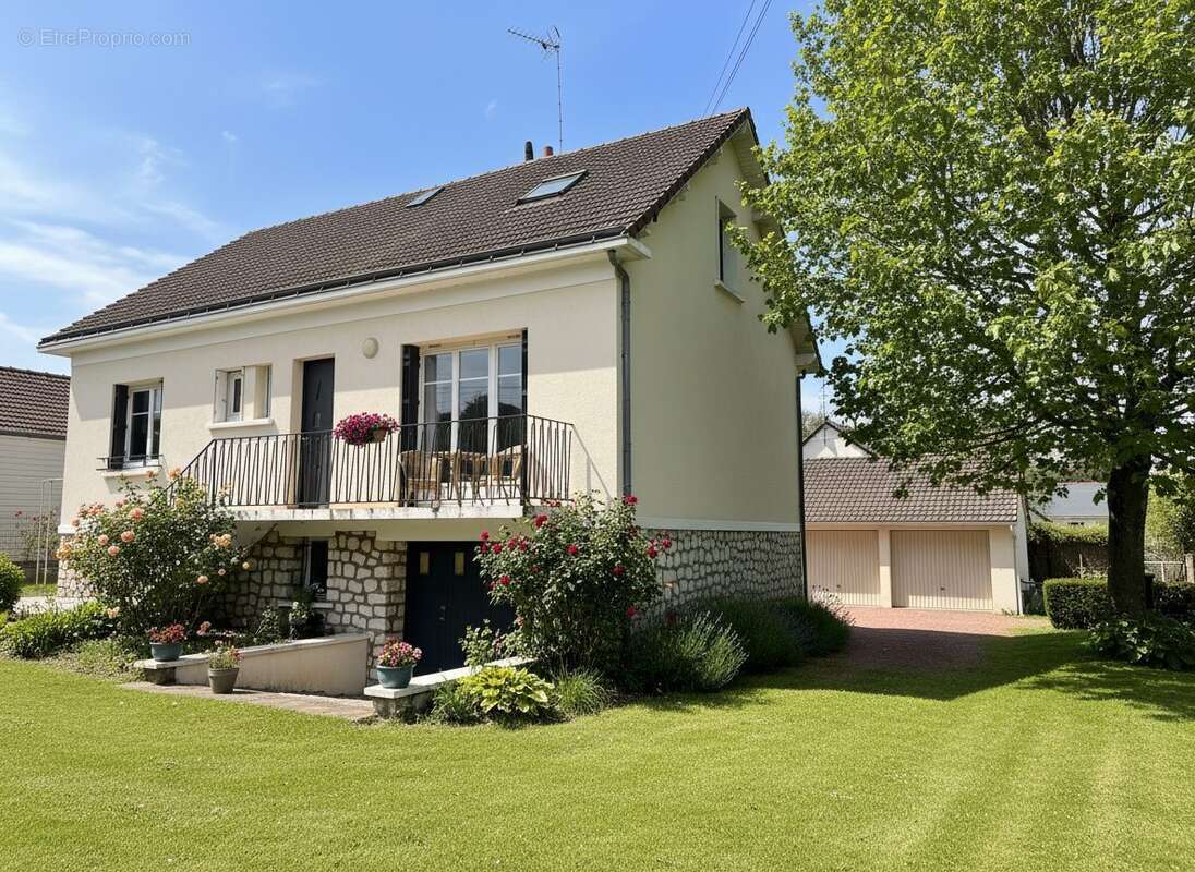 Maison à MONTS