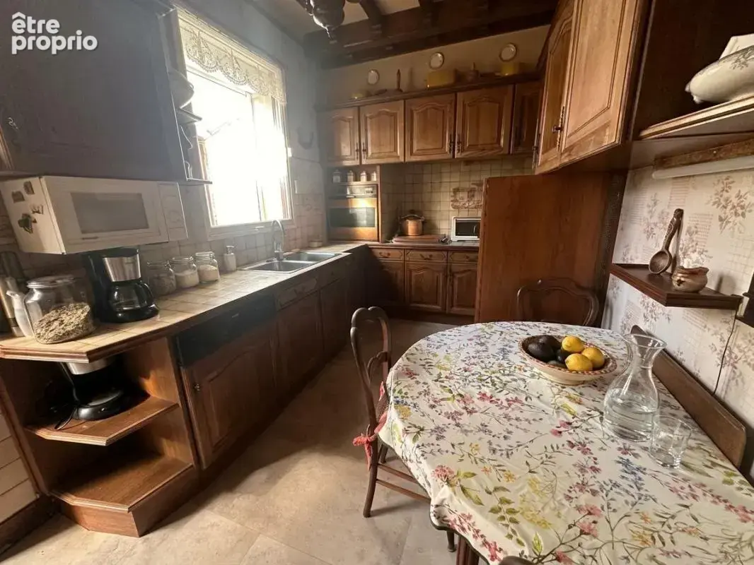 Maison T5 avec beaucoup de cachet et grande dépendance - photo 5