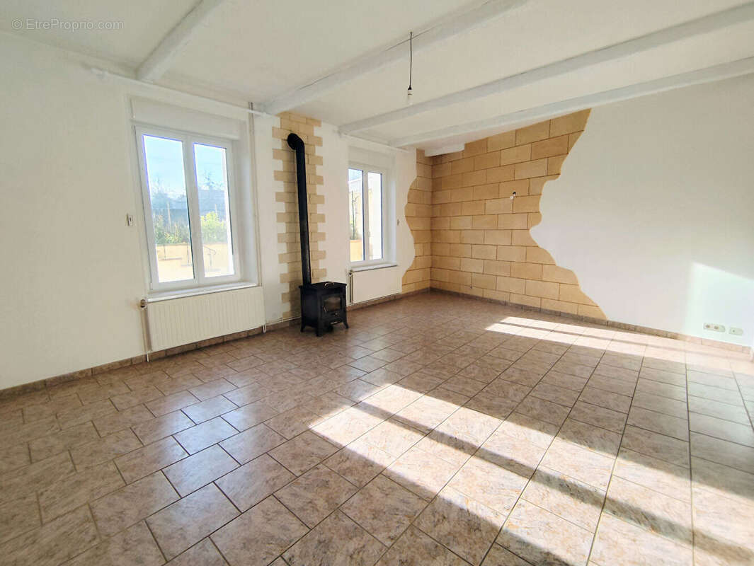 Appartement à BLAINVILLE-SUR-L'EAU