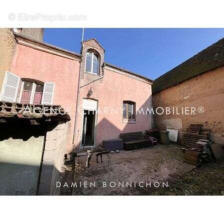 Maison 137 m² à Champignelles  - photo 8