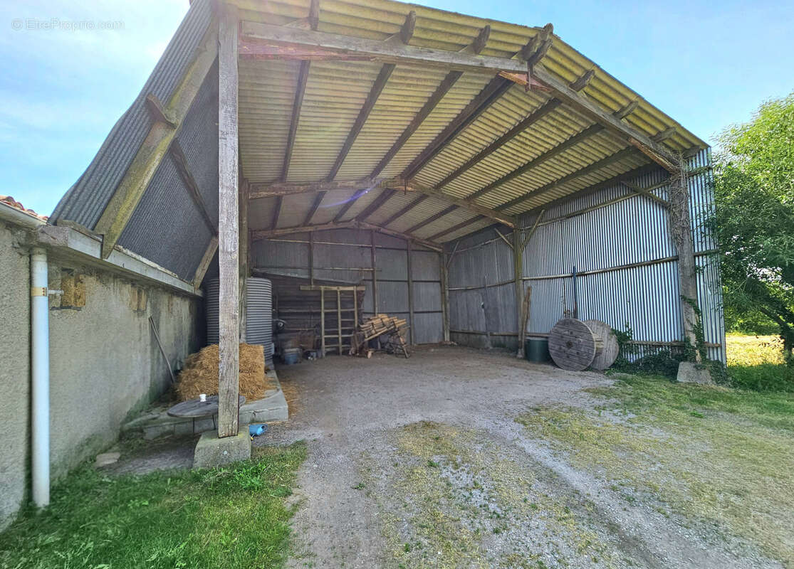 Corps de ferme a torfou - photo 15