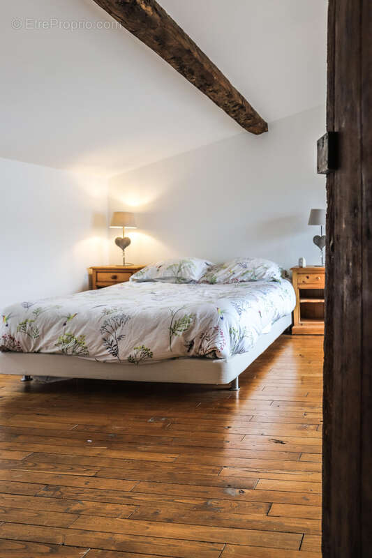 Maison à MORNAC-SUR-SEUDRE