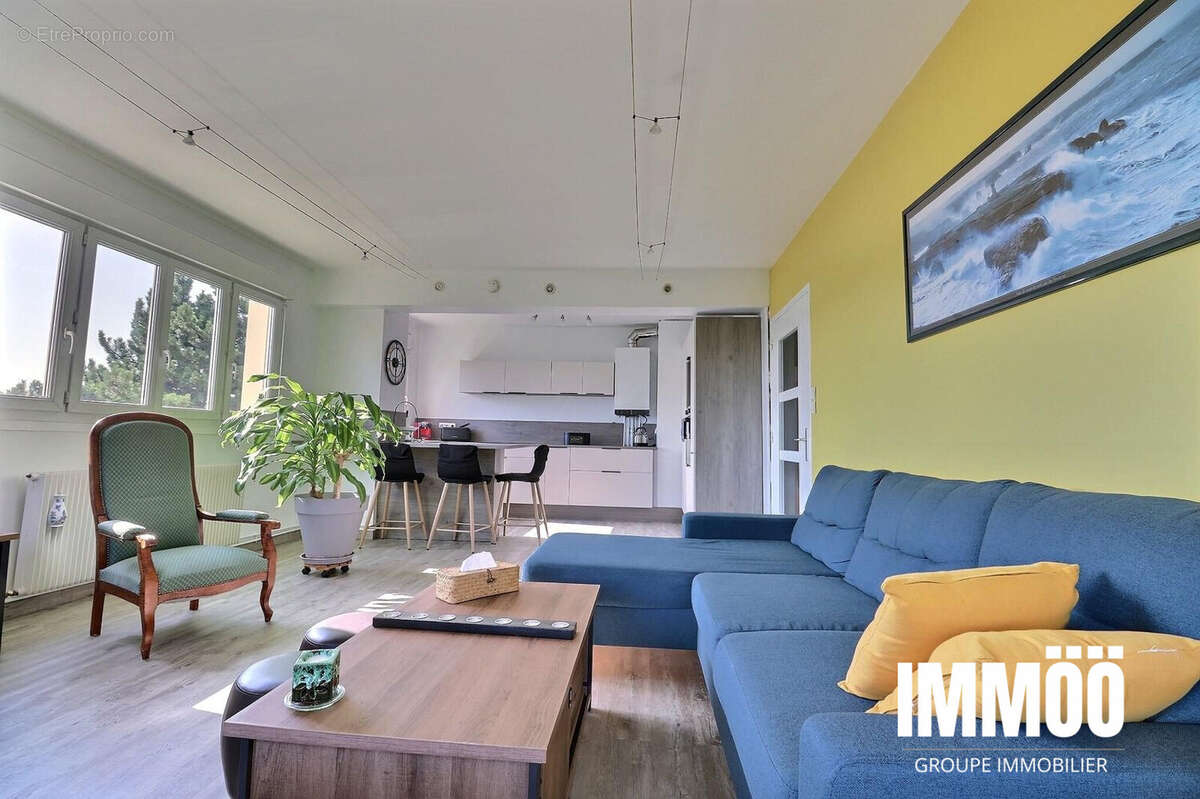Appartement à DEVILLE-LES-ROUEN