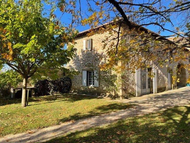 Appartement à CHAVANNES