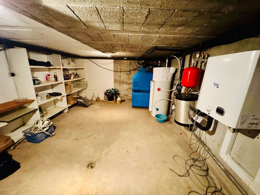 Maison à ALLONZIER-LA-CAILLE