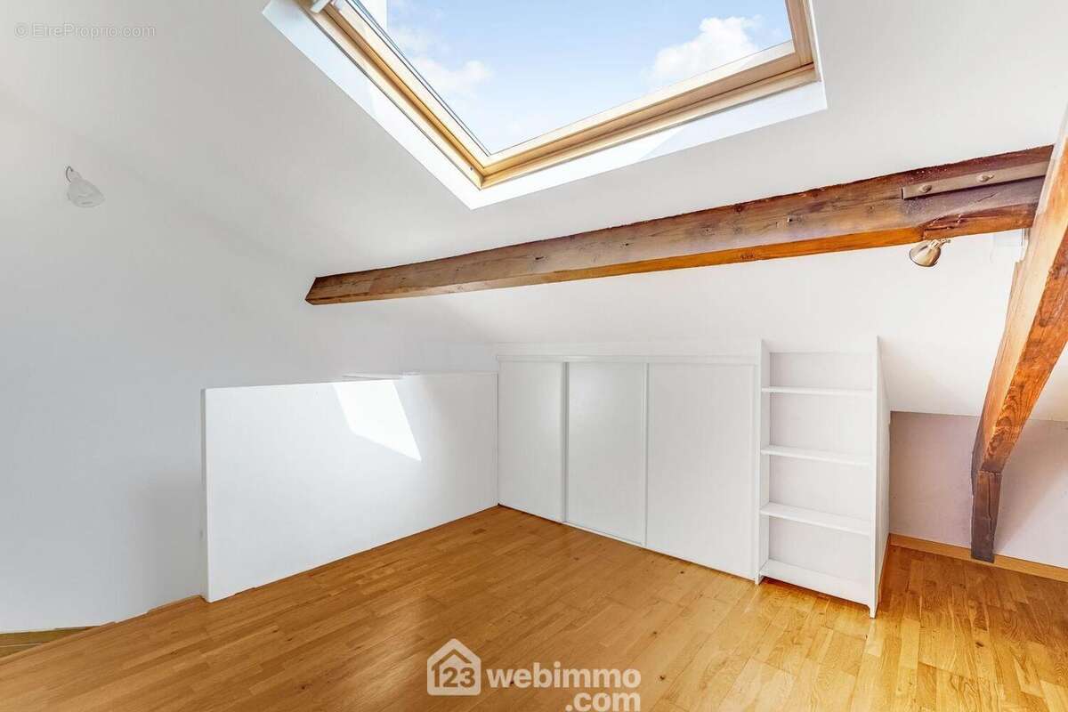2e espace/chambre sous les combles - Appartement à MALAKOFF