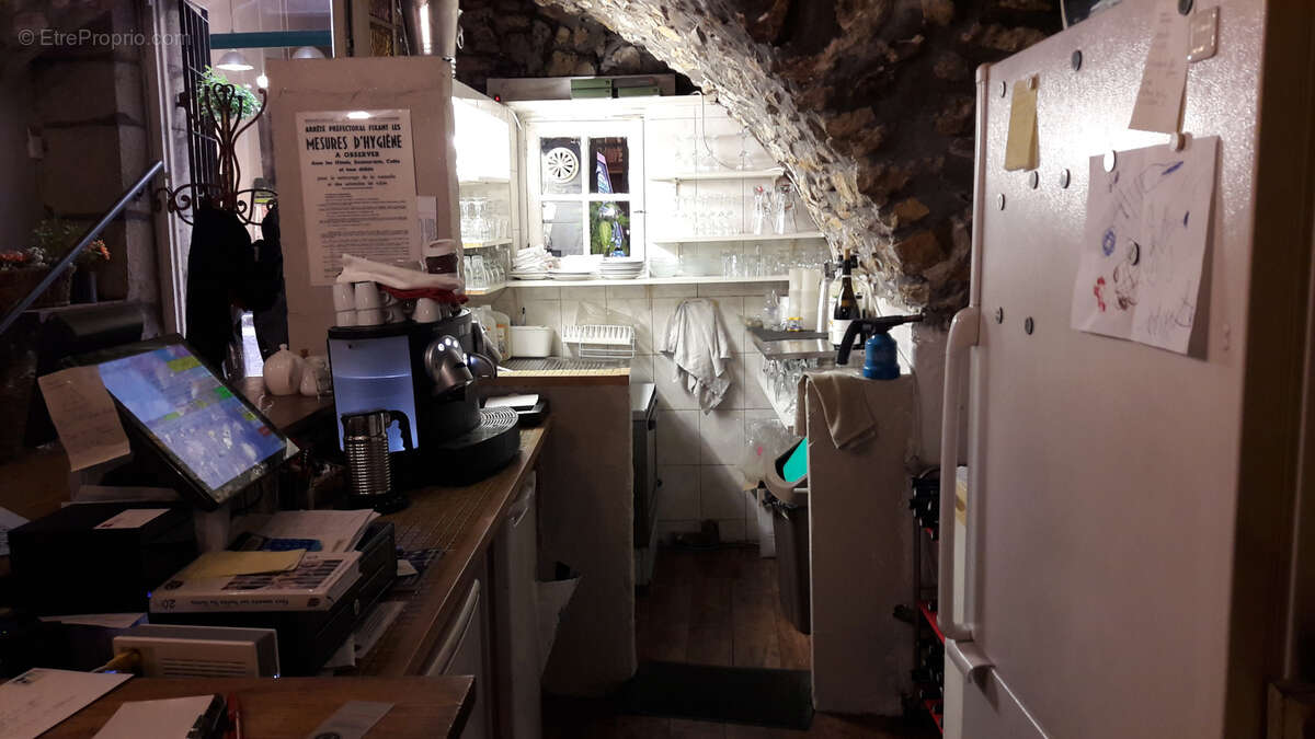 Vieil antibes beau fond de restaurant top emplacement - photo 3