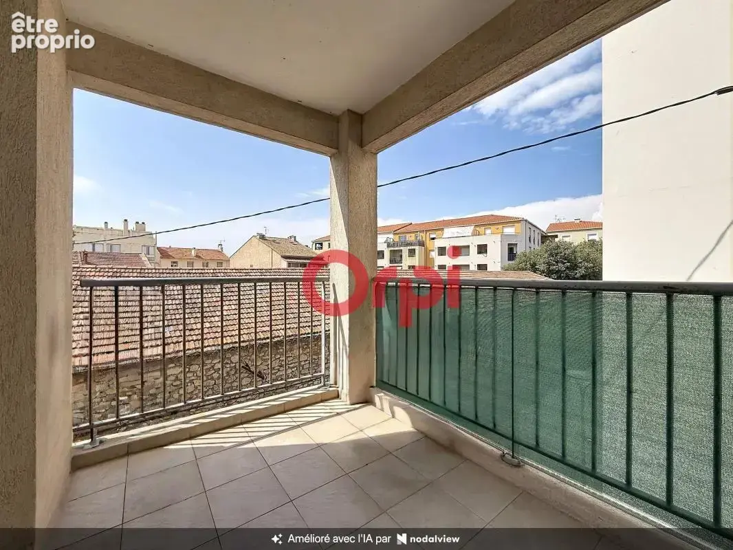Appartement À Vendre T2 41 m2 - La Seyne-sur-Mer - garage - photo 2