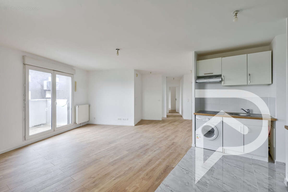 Appartement à IVRY-SUR-SEINE