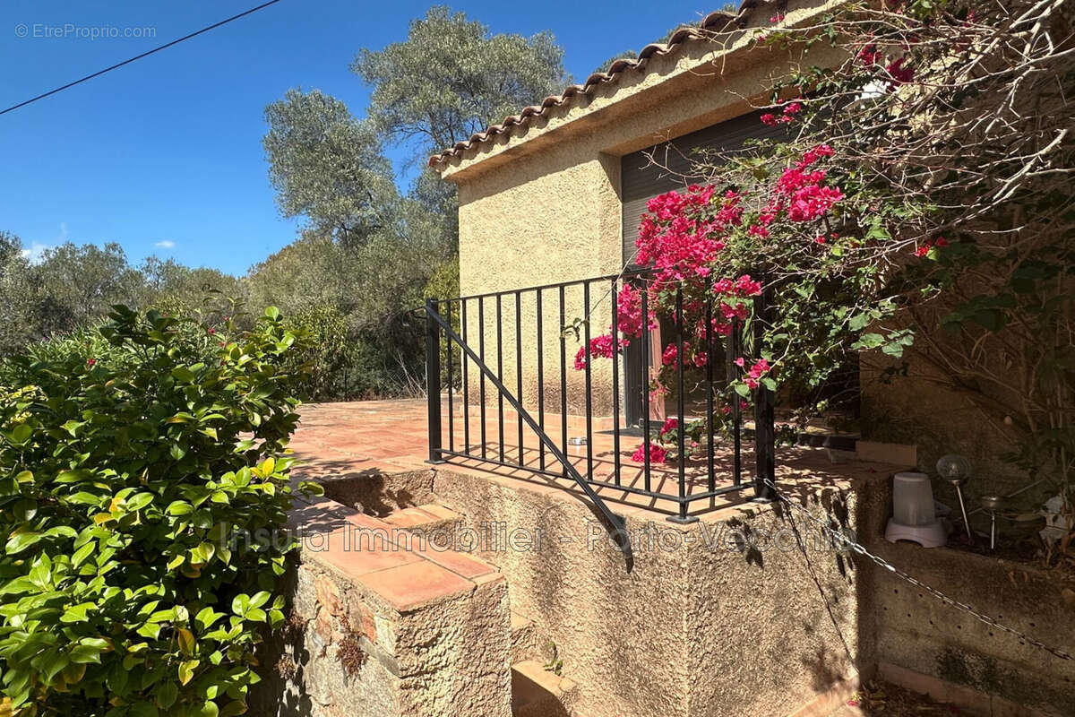 Maison à PORTO-VECCHIO