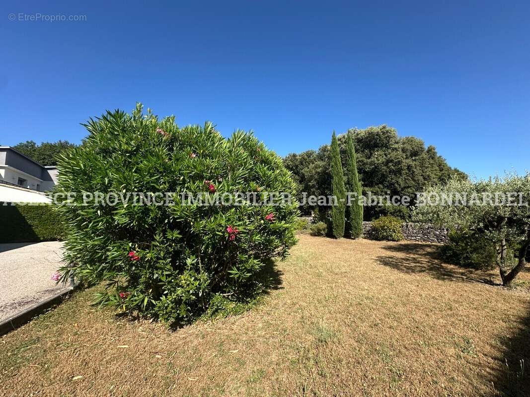 Maison 152 m² à Grignan  - photo 10