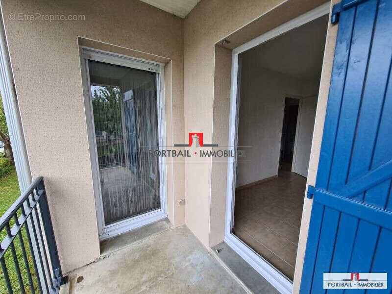 Appartement à SAINT-MARTIN-LACAUSSADE