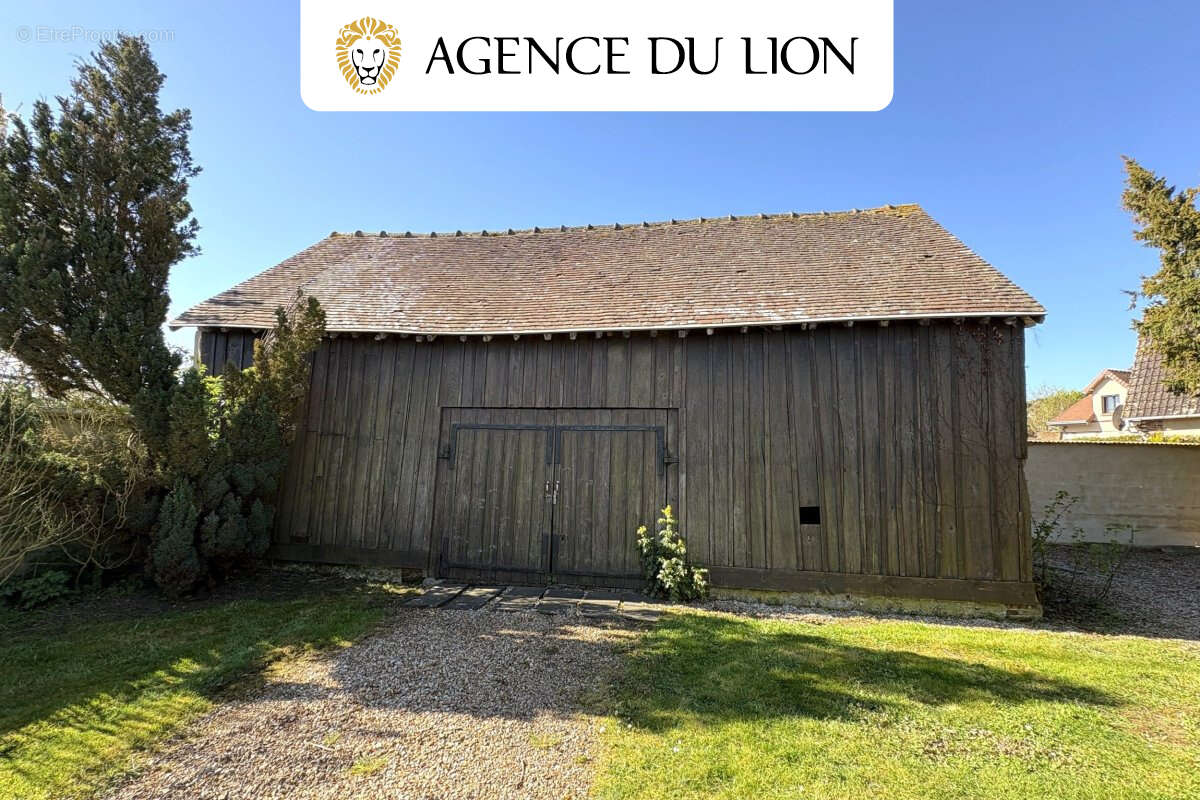 Maison à CHATEAUNEUF-EN-THYMERAIS