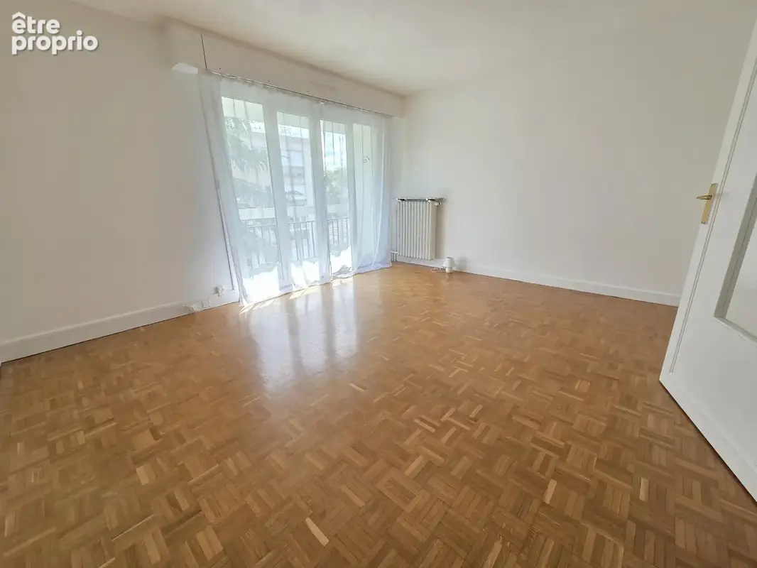 Appartement à BOISSY-SAINT-LEGER