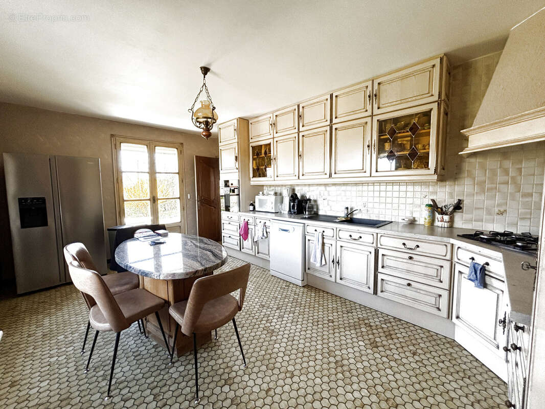 Maison à ARNAY-LE-DUC