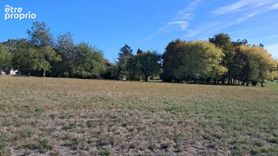 Terrain à MORTIERS