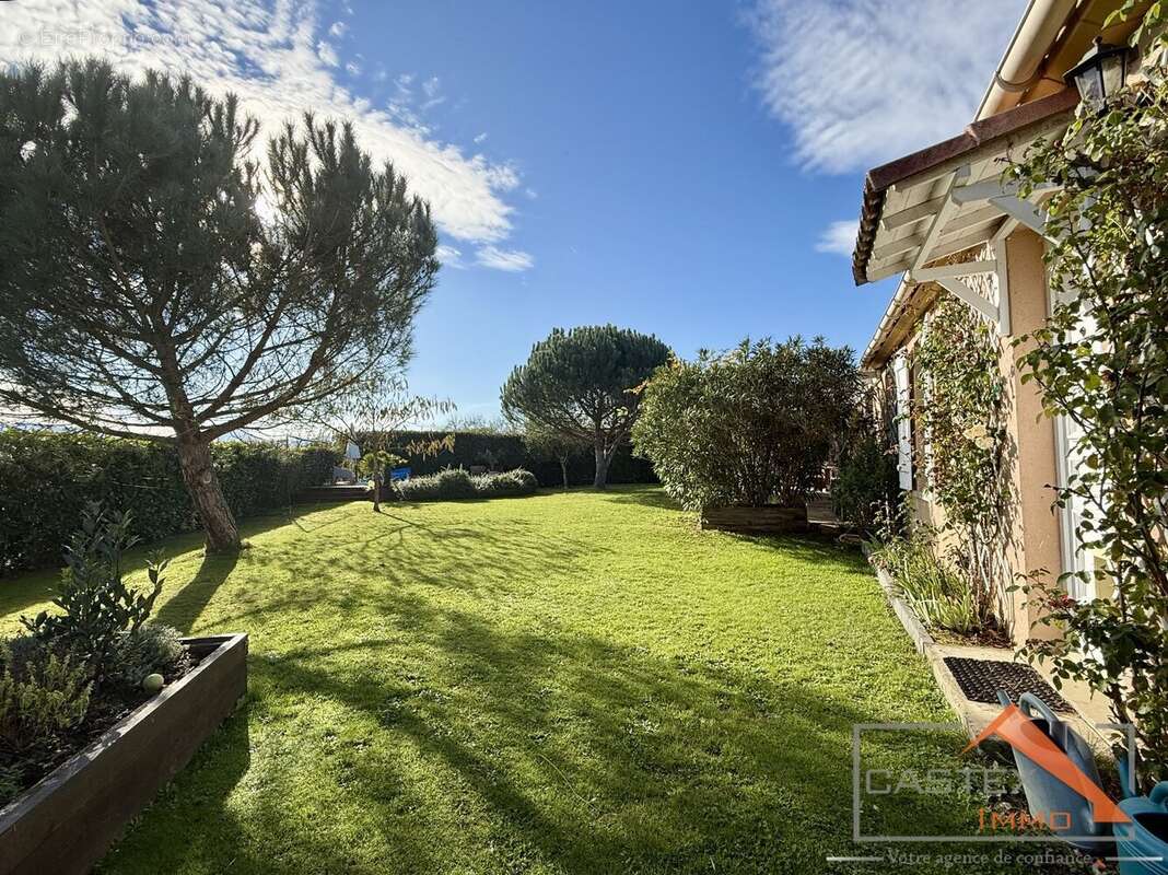 Maison à SAINT-MARTORY