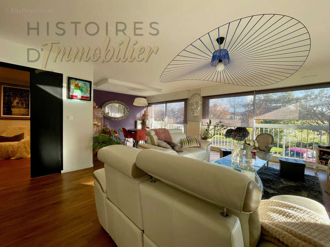 Appartement à MONT-SAINT-AIGNAN