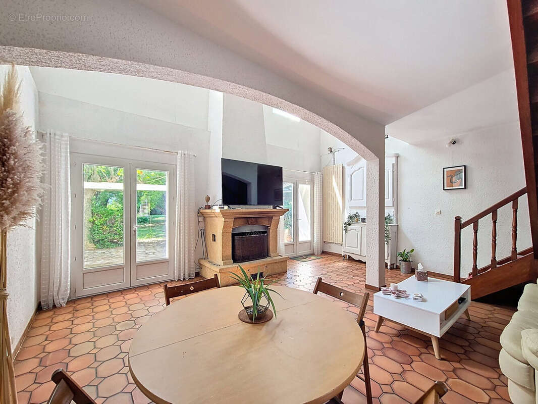 Maison à LE LUC