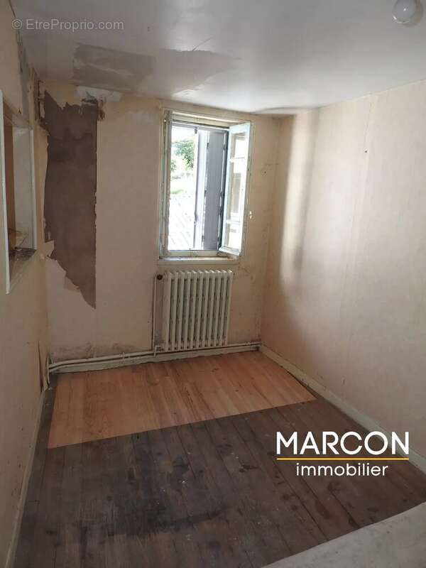 Maison à GENTIOUX-PIGEROLLES