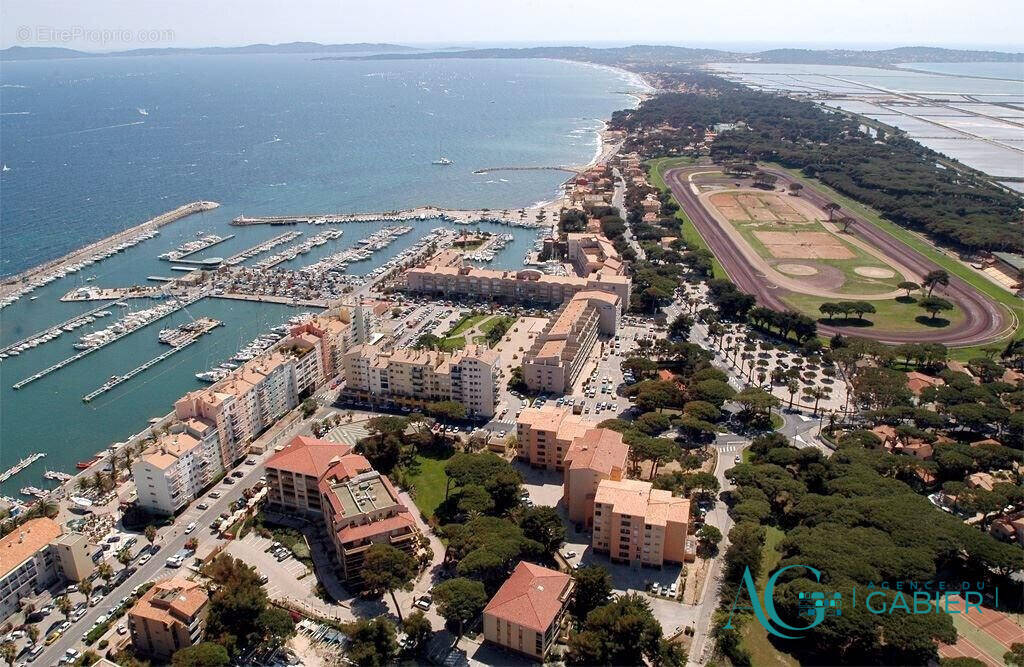 Appartement à HYERES