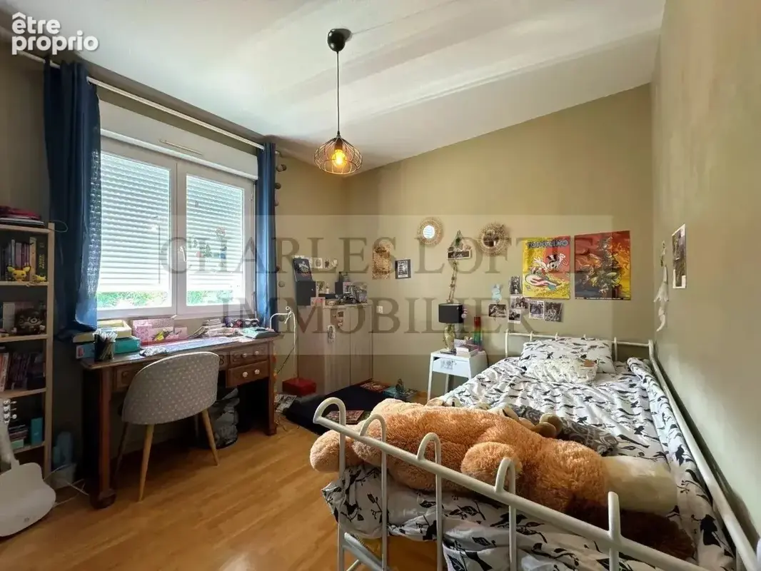Maison et piscine sur 1770 m² de terrain - photo 12