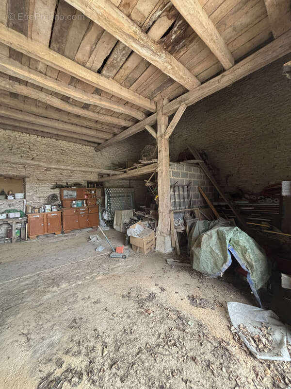 Maison à MONTLIOT-ET-COURCELLES