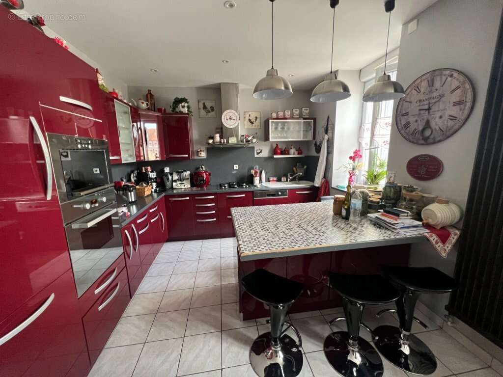 Appartement à MONTCEAU-LES-MINES