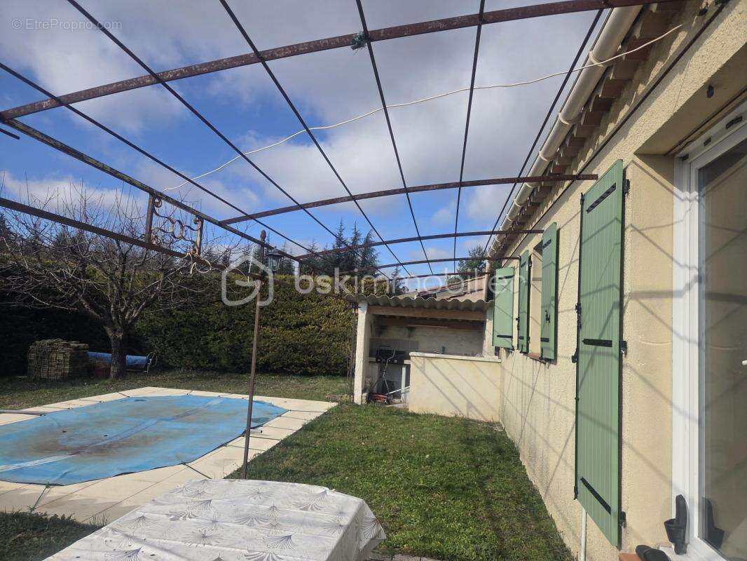 Maison à CERESTE