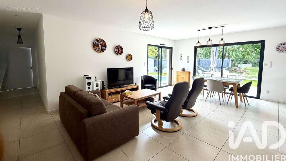 Photo 2 - Maison à HOURTIN