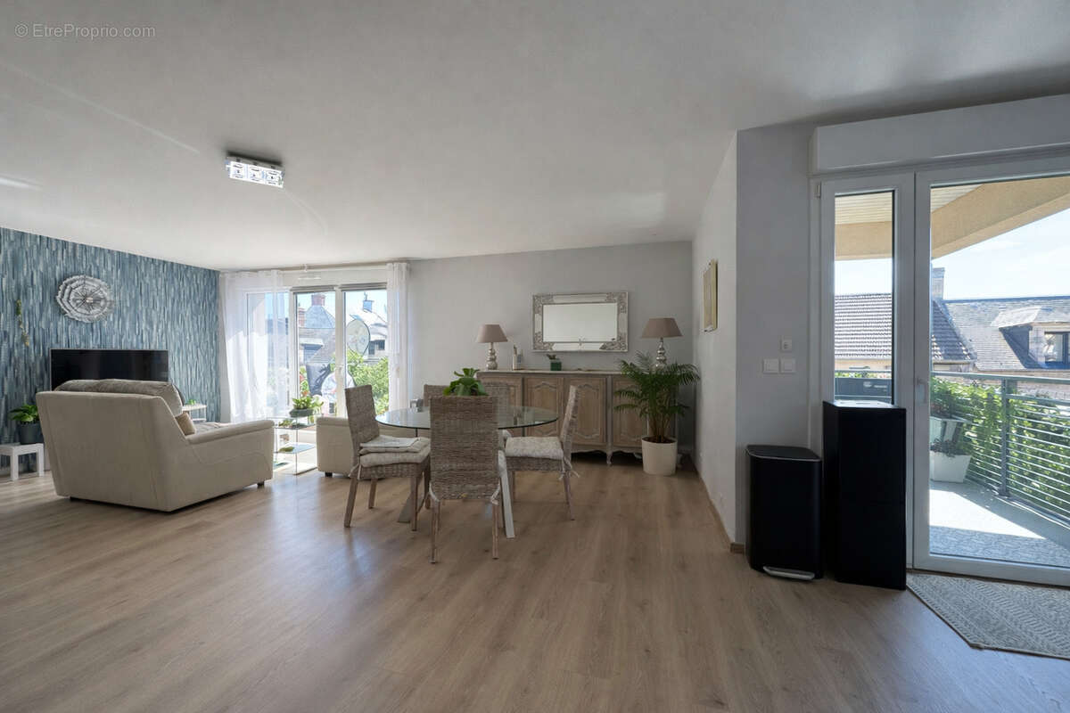 Appartement à COURSEULLES-SUR-MER