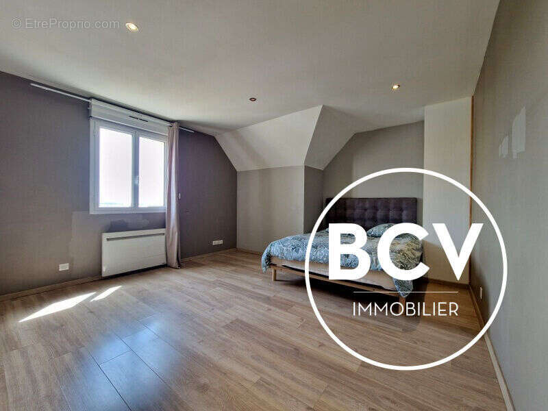 A 5 minutes de leves  et 7 minutes de saint prest maison 5 chambres - photo 12