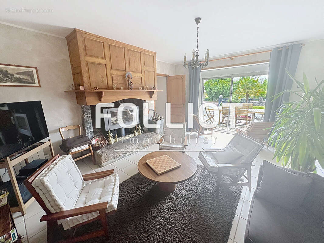 Maison à BRICQUEVILLE-LA-BLOUETTE