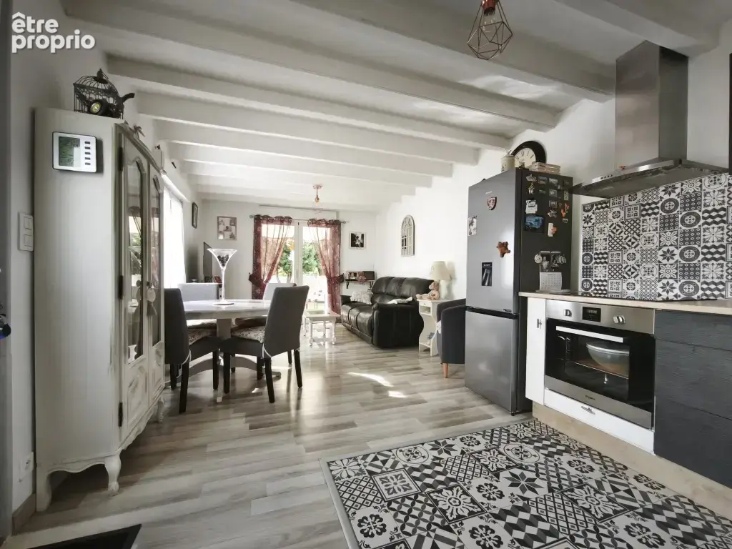 Maison 4 pièces 77 m² à vendre à Gemozac (17260) - photo 4