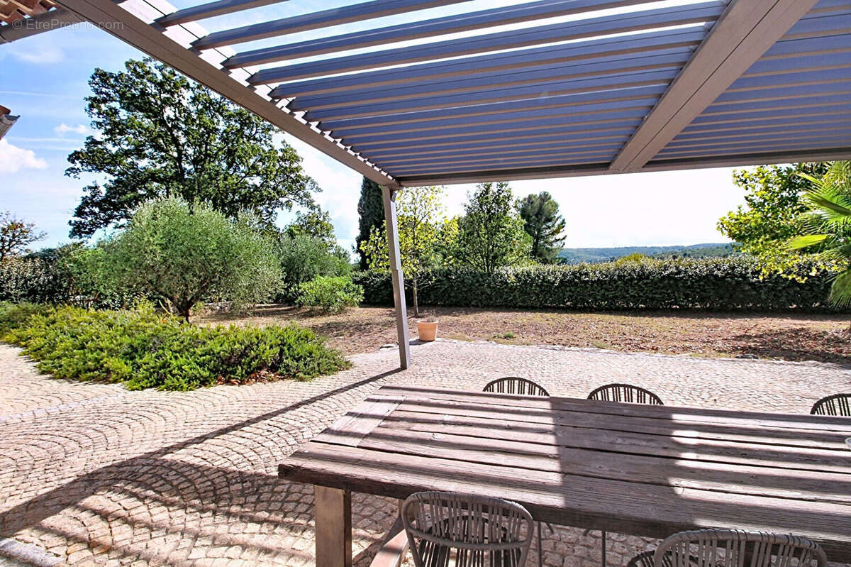 Maison à FIGANIERES