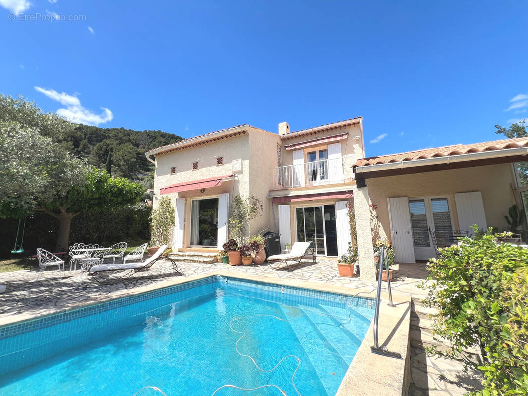 Maison à LA FARLEDE