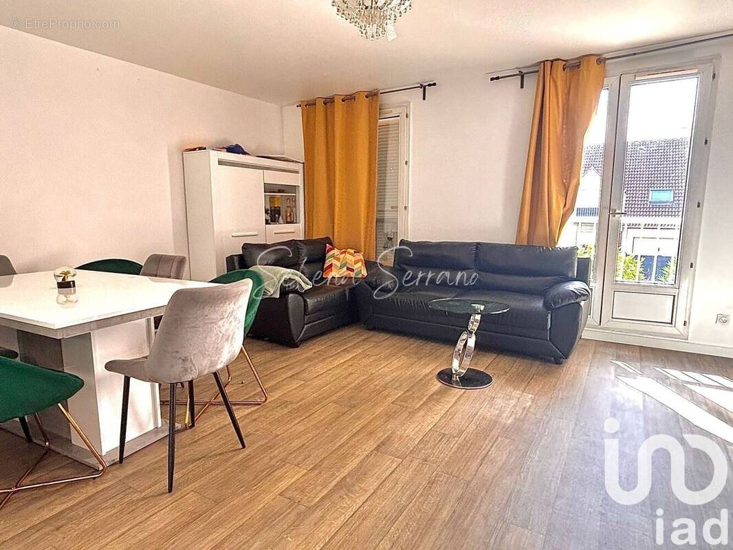 Photo 1 - Appartement à GROSLAY